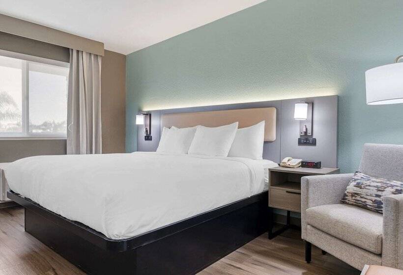 فندق Comfort Inn Sea World Area