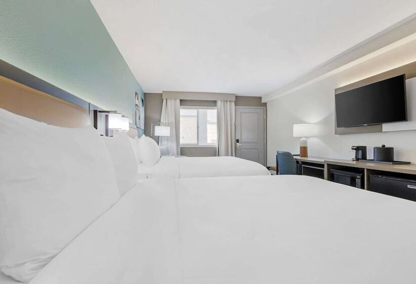 فندق Comfort Inn Sea World Area