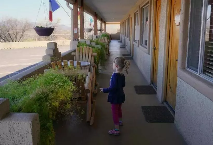 مُتل Fort Verde Suites