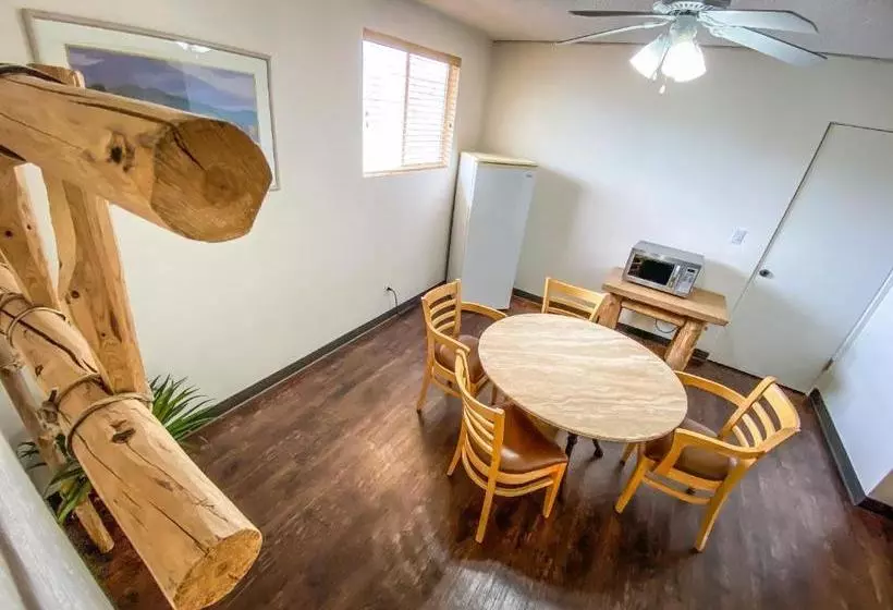 مُتل Fort Verde Suites