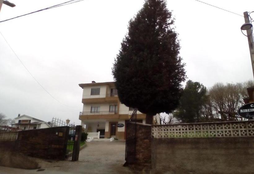 بنسيون Casa Ribeira Sacra Portomarin