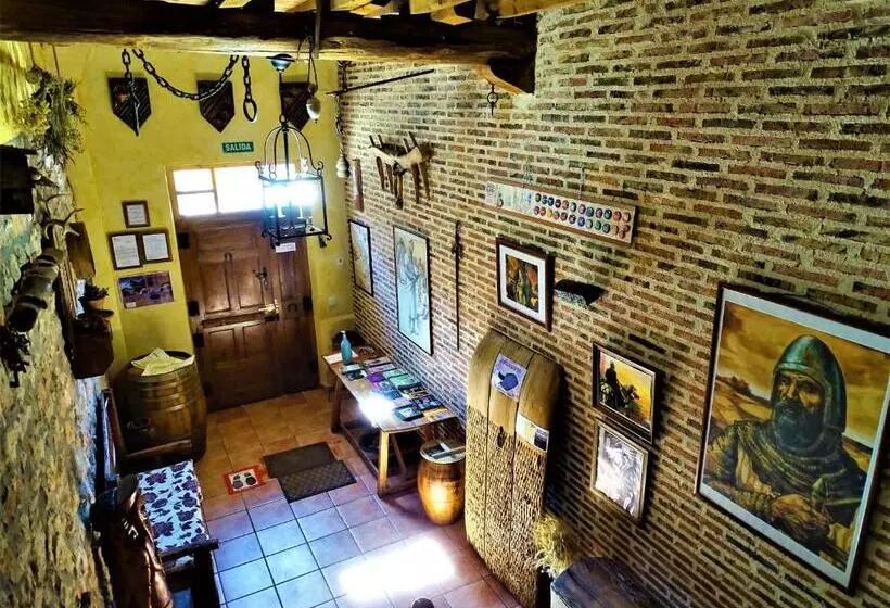 Majatalo Hostal Camino Del Cid