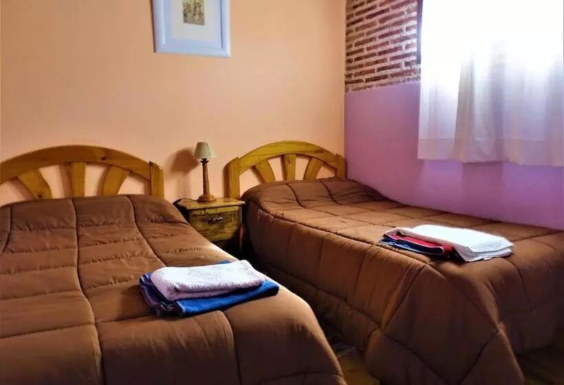 Majatalo Hostal Camino Del Cid