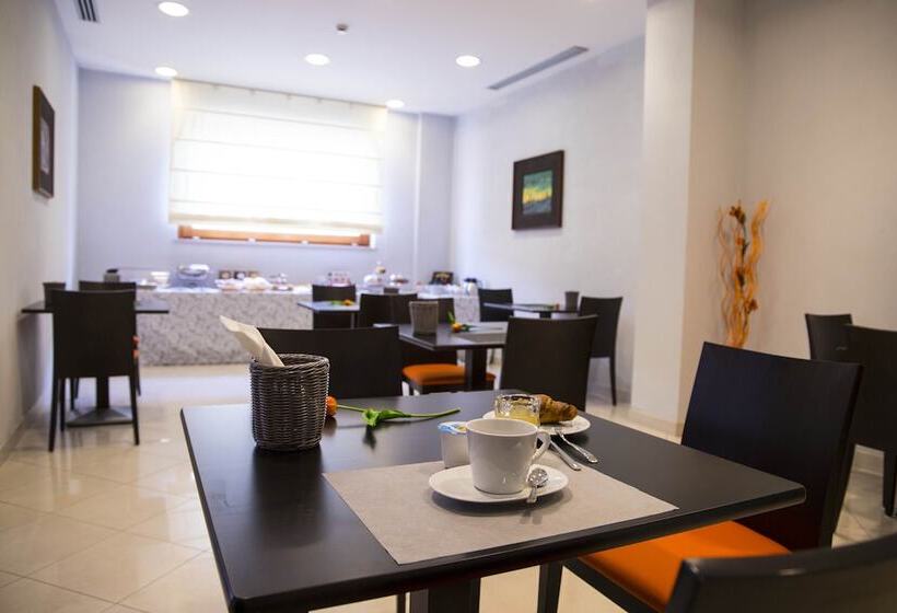 هتل Albergo Cantiani