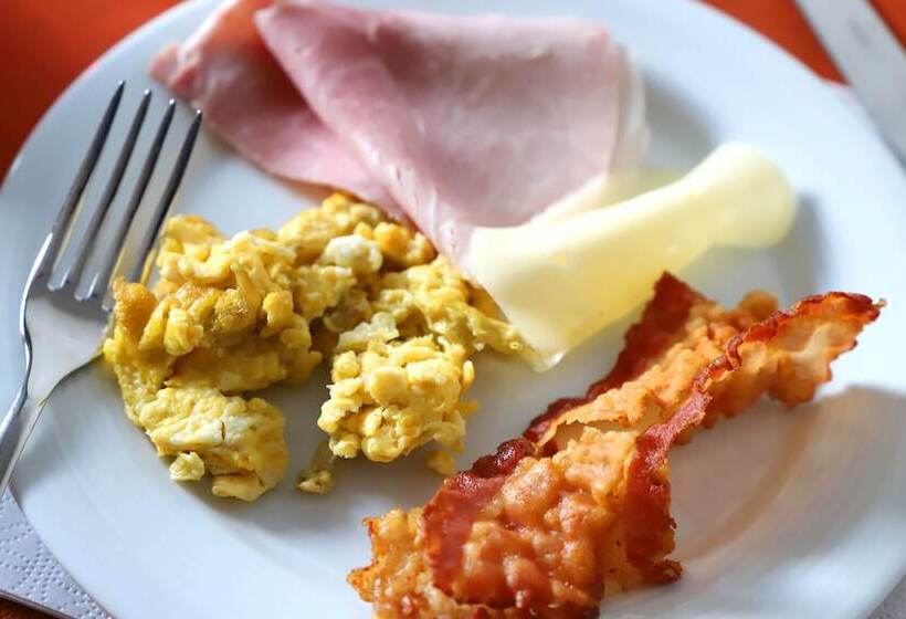 هتل Albergo Cantiani