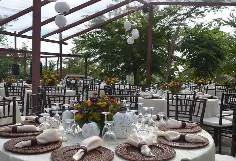 هتل La Colline Enchantée