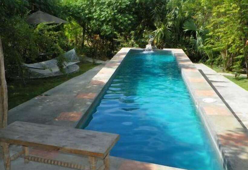 هتل La Colline Enchantée