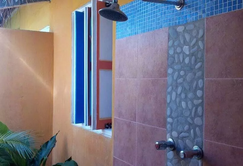 هتل La Colline Enchantée