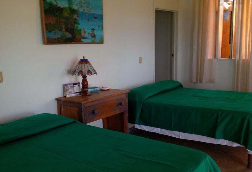 هتل La Colline Enchantée