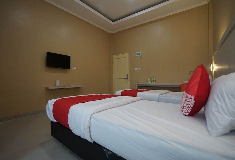 Hotel Reddoorz Near Sultan Mahmud Badaruddin Airport