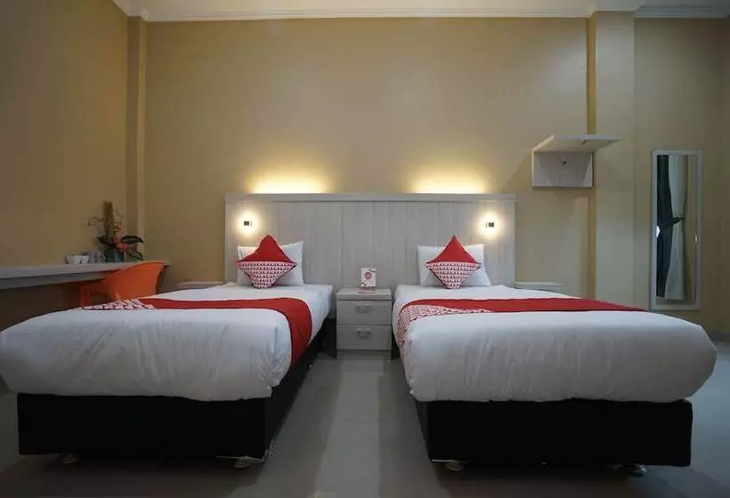 ホテル Reddoorz Near Sultan Mahmud Badaruddin Airport