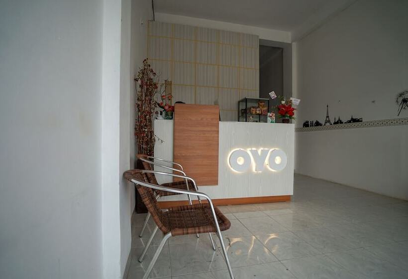 Hotel Reddoorz Near Sultan Mahmud Badaruddin Airport