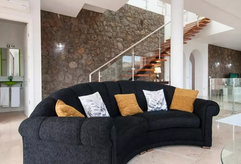 Majestic Monte Leon By Villagrancanaria