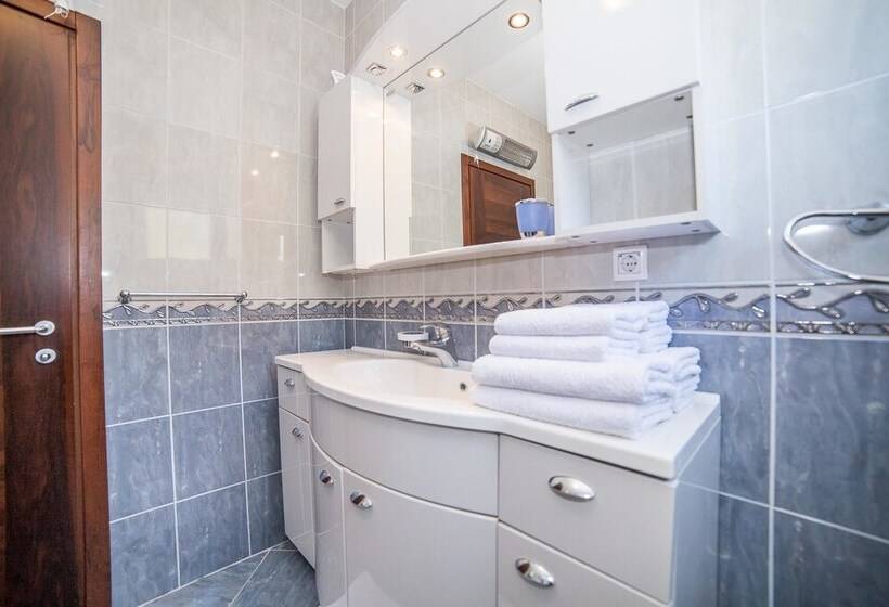 Apartments The Palms