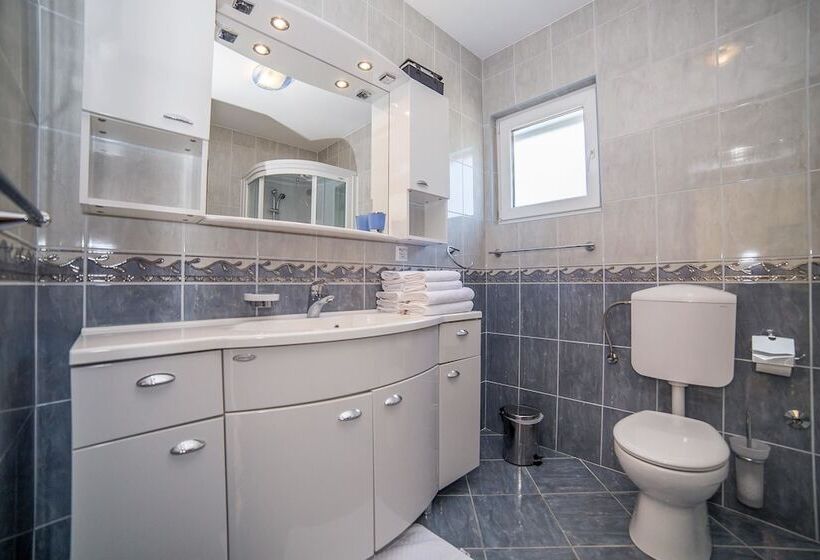 Apartments The Palms