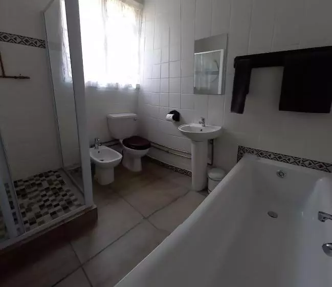 Hotelli Ascot Bush Lodge