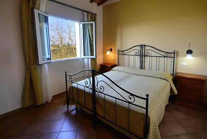 田舎風ホテル Agriturismo L'imposto