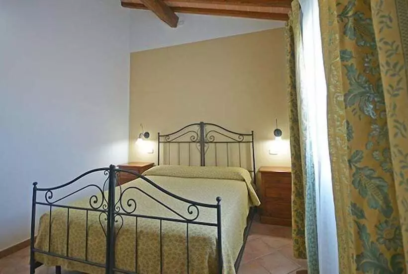 田舎風ホテル Agriturismo L'imposto
