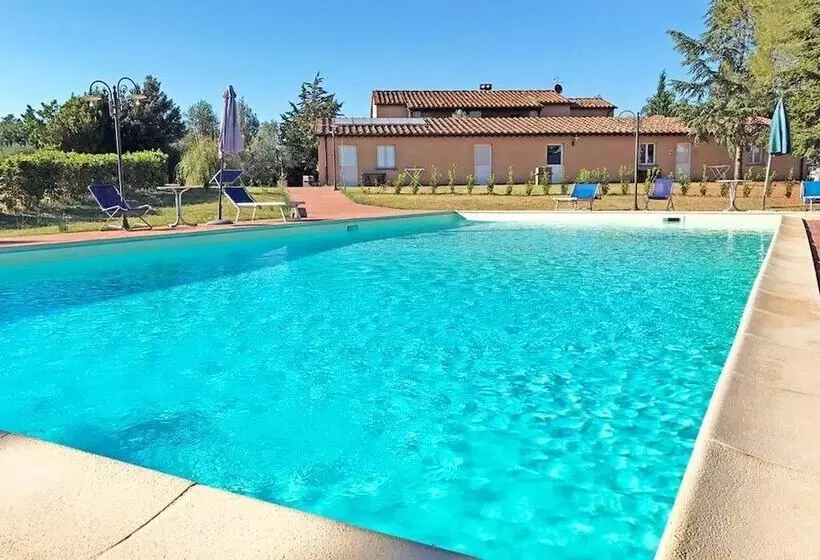 田舎風ホテル Agriturismo L'imposto
