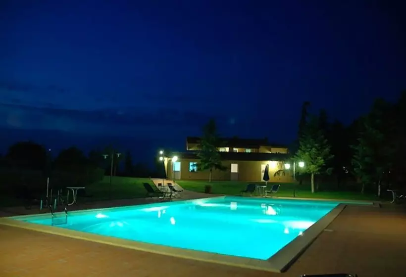 田舎風ホテル Agriturismo L'imposto