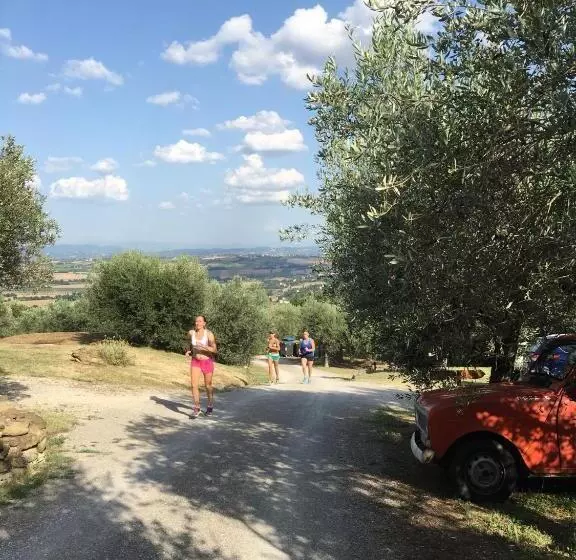 Majatalo Casale Sostenibile Per Famiglie E Gruppi Cibottola Pg