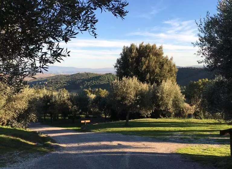 Majatalo Casale Sostenibile Per Famiglie E Gruppi Cibottola Pg