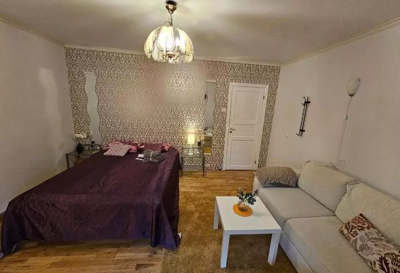 Majatalo Guest House Karmøy