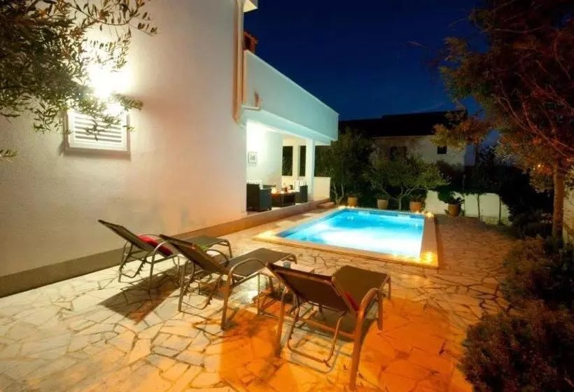 Villa Doris