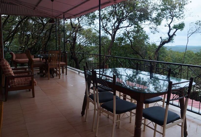 Hotell Godai Girikunj