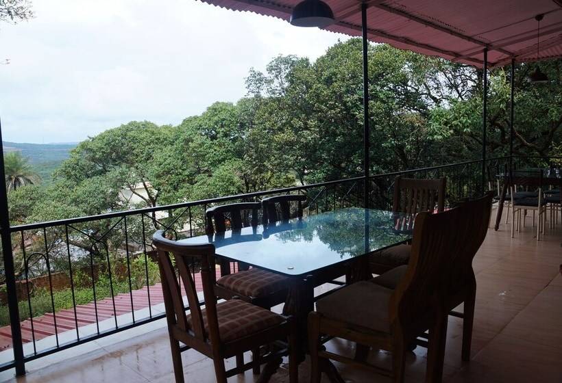 Hotell Godai Girikunj