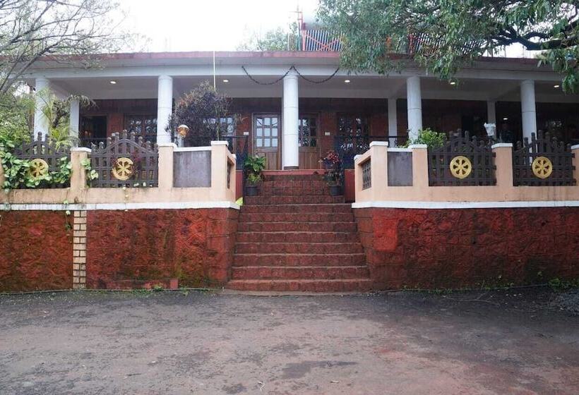 Hotell Godai Girikunj