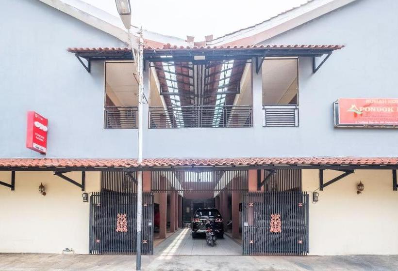 Hotel Oyo 2121 Pondok Nazwa