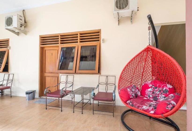 Hotel Oyo 2121 Pondok Nazwa