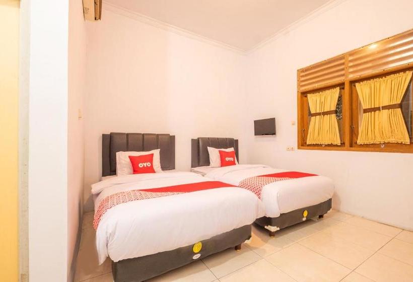 Hotel Oyo 2121 Pondok Nazwa