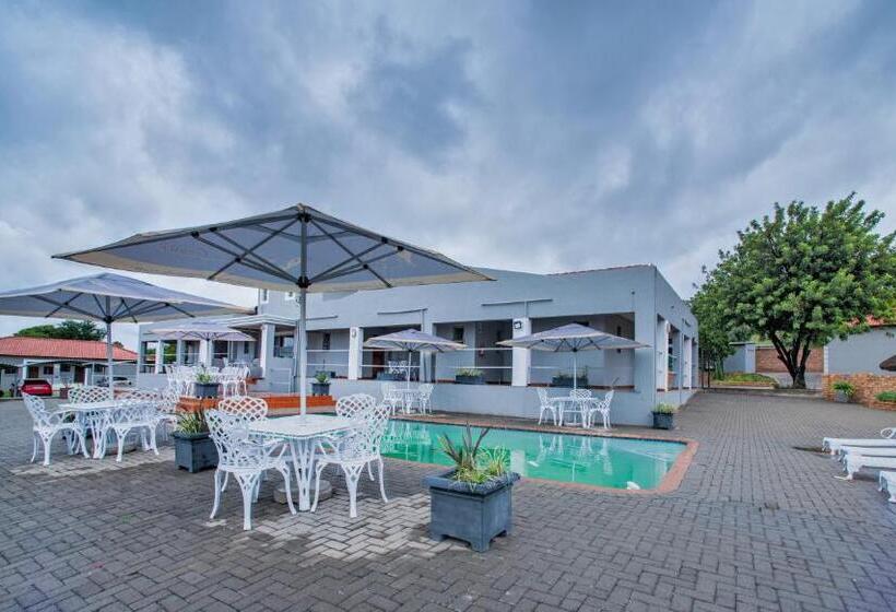 Khayalami Hotel   Emalahleni
