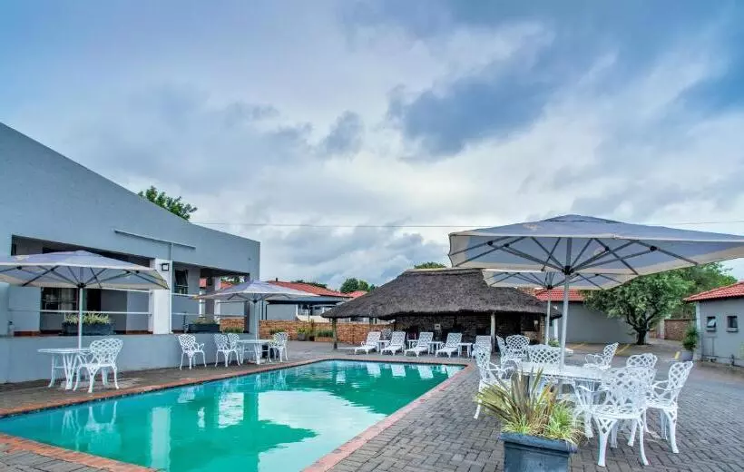 Khayalami Hotel   Emalahleni