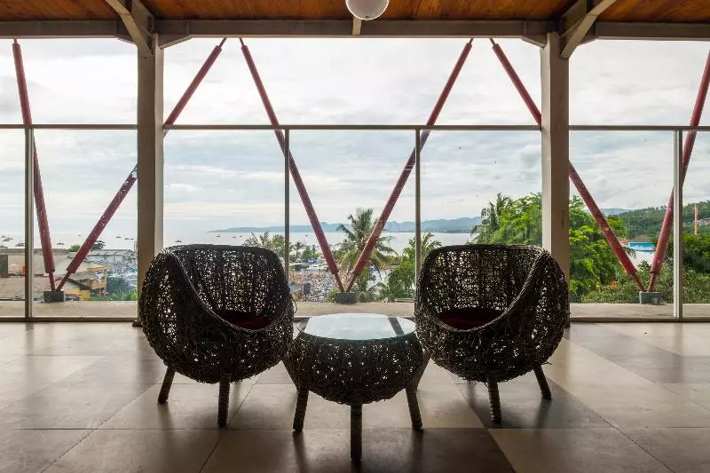 Hotelli Capital O 1973 Guest House Toserba Selamat Syariah Pelabuhan Ratu