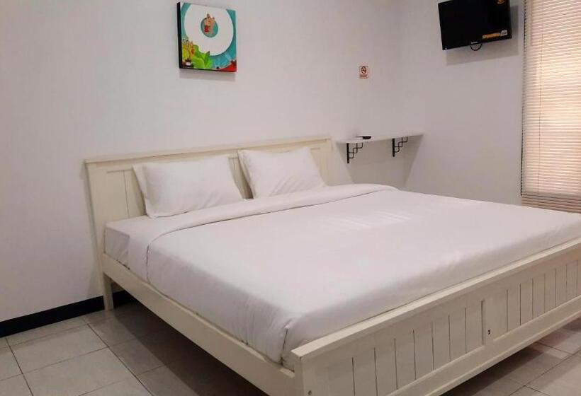 בית מלון כפרי Cozy Stay Kupang