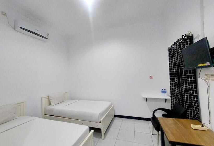 בית מלון כפרי Cozy Stay Kupang