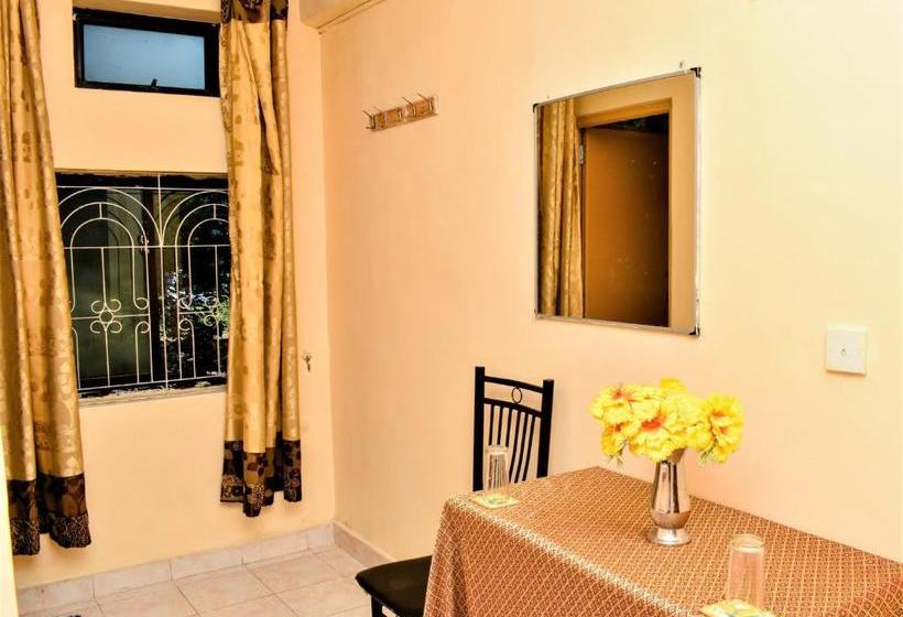 فندق Oyo 448  Absaras