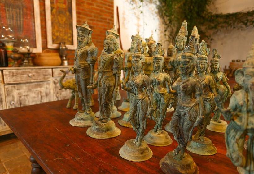 בית מלון כפרי Urban Castle