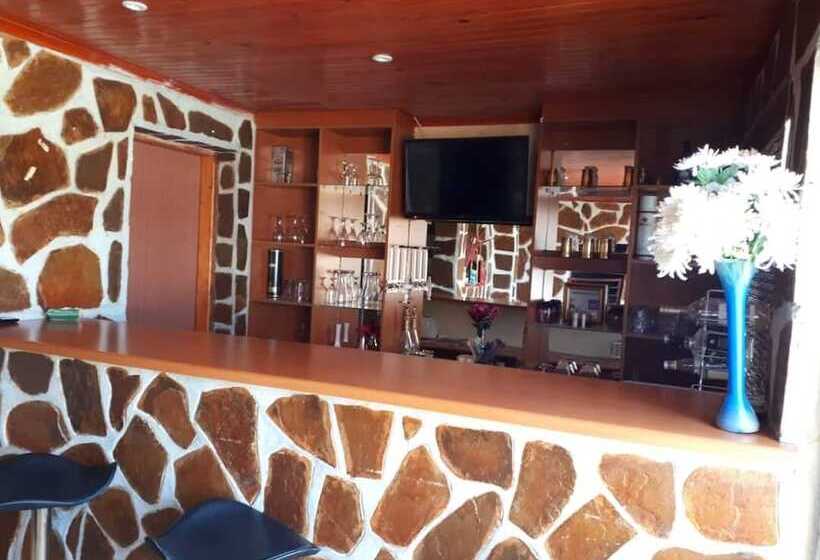 تختخواب و صبحانه Dunes Guesthouse