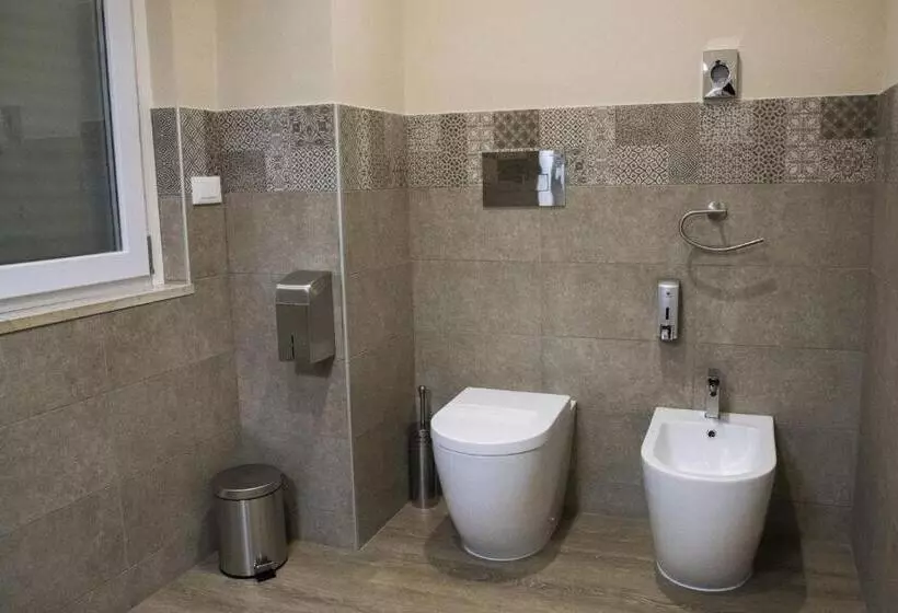 تختخواب و صبحانه Tre Fontane