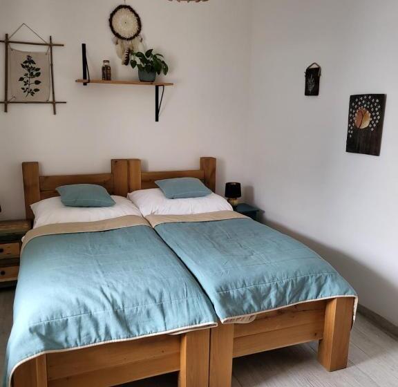 בית מלון כפרי Burina Residence