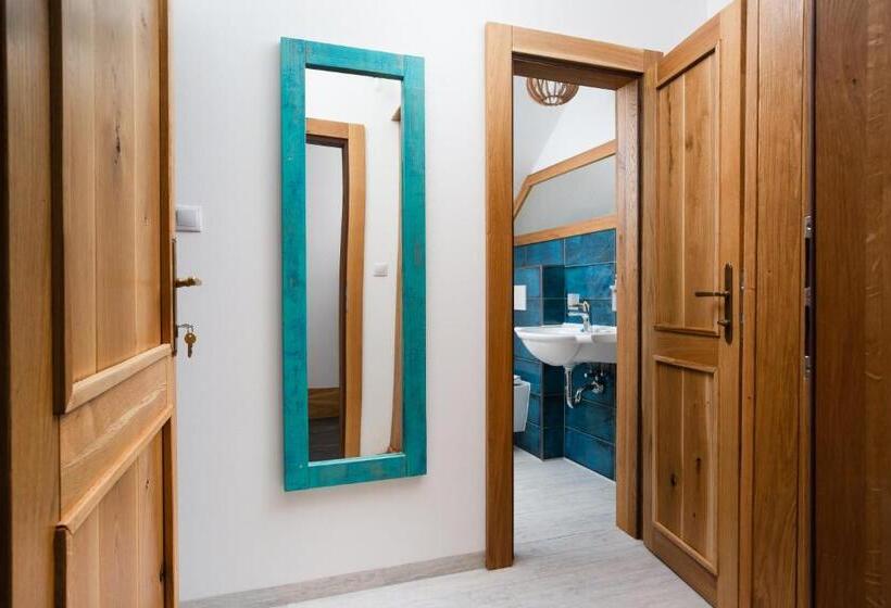 בית מלון כפרי Burina Residence