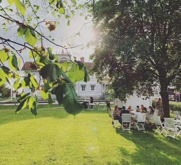 Hotelli Gastisbacken