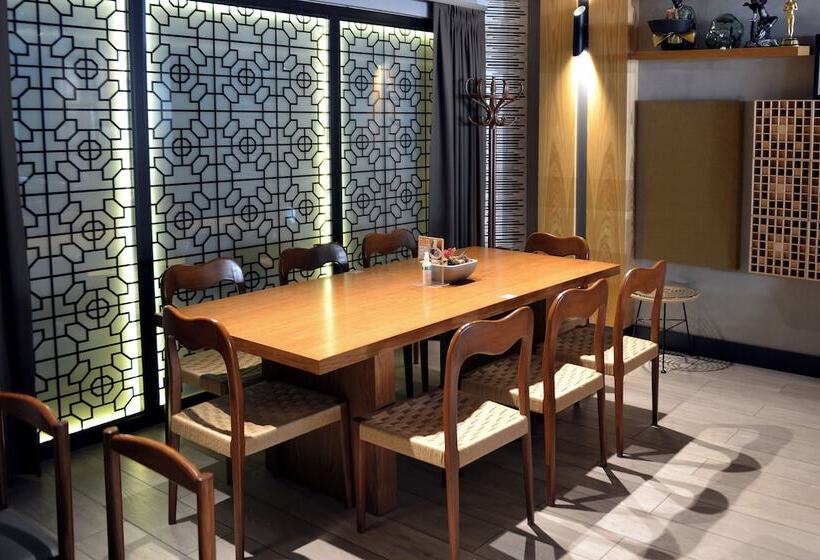 Kings Cross Hotel Istanbul