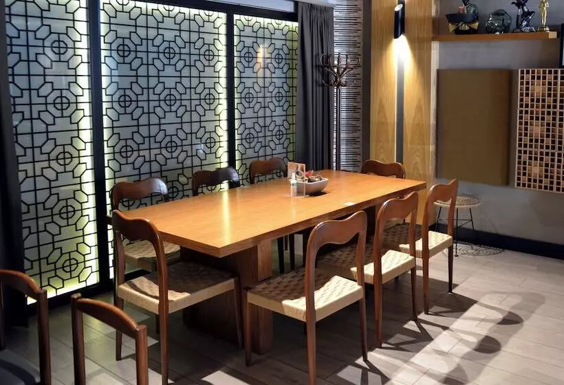 Kings Cross Hotel Istanbul