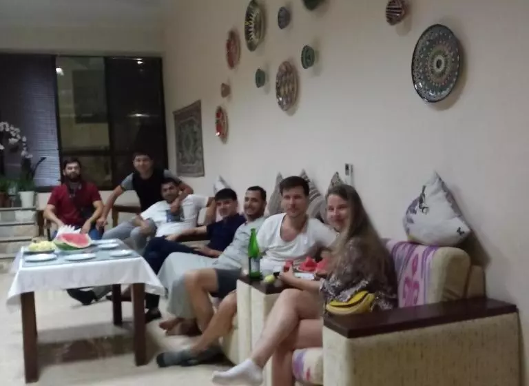 پانسیون Uzbegim Family Guest House