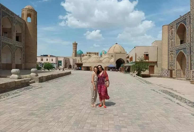 پانسیون Uzbegim Family Guest House